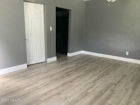 633 Florence St in Daytona Beach, FL - Building Photo