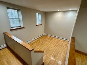 2518 Emerson Ave S, Unit 2518-09 in Minneapolis, MN - Building Photo - Building Photo