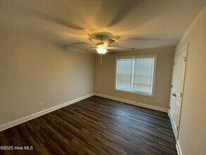712A Sarah Rebecca Dr in Greenville, NC - Building Photo - Building Photo