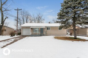 10709 Spring Garden Dr in St. Louis, MO - Building Photo