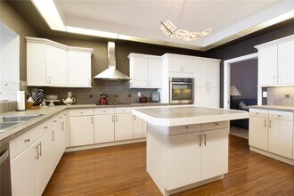 8041 Sailboat Key Blvd S in South Pasadena, FL - Building Photo - Building Photo