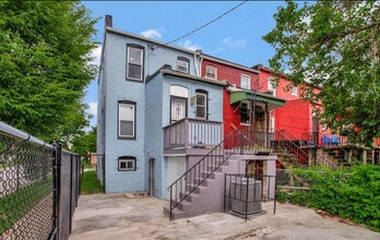 2201 N Pulaski St in Baltimore, MD - Building Photo - Building Photo
