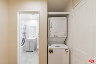 1205 Columbia Pl in Pasadena, CA - Building Photo - Building Photo