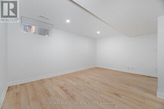 131 Dunstan Crescent in Vaughan, ON - Building Photo - Building Photo