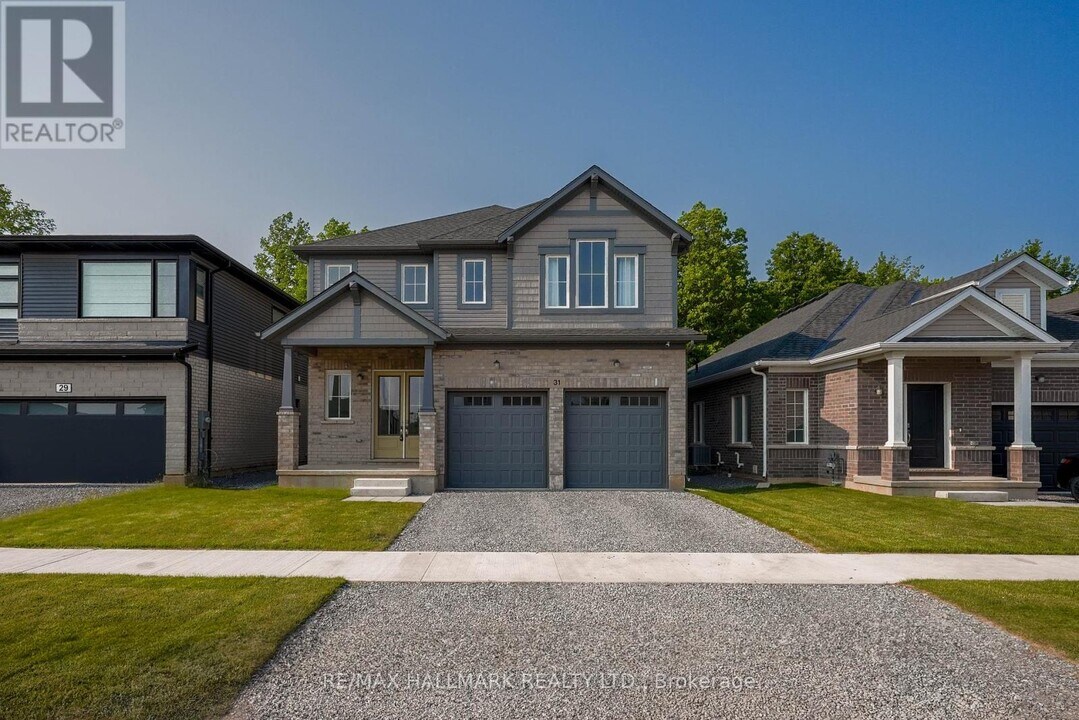31 WILLSON Dr in Thorold, ON - Building Photo