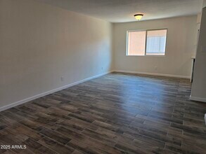 715 N Arrowhead Dr in Chandler, AZ - Building Photo - Building Photo