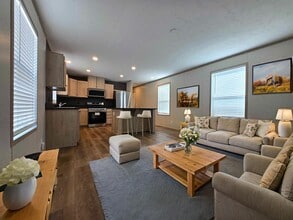 52436 Winston Ct in Chesterfield, MI - Building Photo - Building Photo