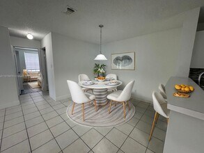 11263 W Atlantic Blvd in Coral Springs, FL - Building Photo - Building Photo