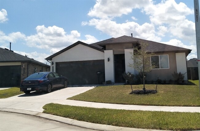 property at 3810 Lila Lake Ln