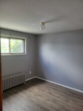 183 Sherman Ave in Vandergrift, PA - Building Photo - Building Photo
