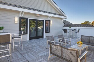 1000 New York Ave in Huntington Station, NY - Building Photo - Building Photo