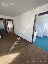 504 S Main St