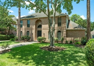 15834 S Barkers Landing Rd in Houston, TX - Building Photo - Building Photo