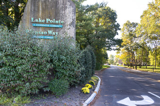 The Shores at Lake Point in Middle Island, NY - Building Photo - Building Photo