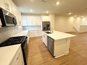 6296 Dove Ave in Dublin, CA - Building Photo - Building Photo