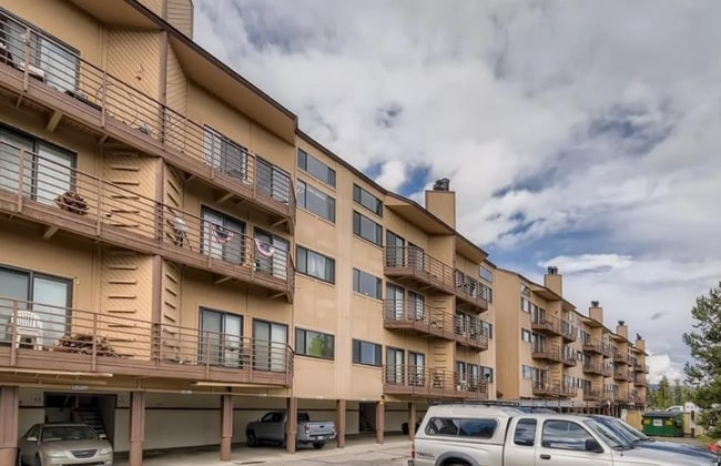 9825 Ryan Gulch Rd in Silverthorne, CO - Building Photo - Building Photo