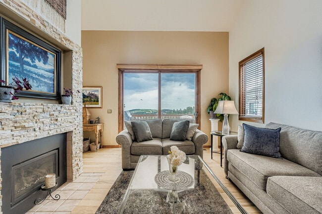 776 Chimney Creek Dr in Golden, CO - Building Photo - Building Photo