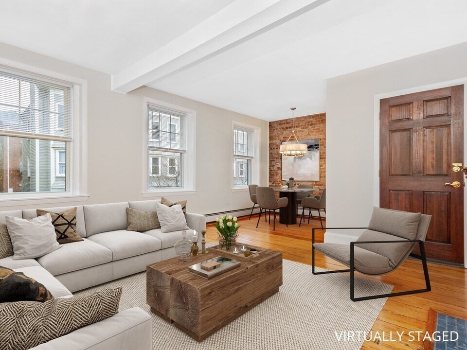 15 Park St in Boston, MA - Building Photo