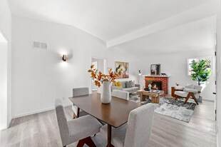 2887 Fordham St in East Palo Alto, CA - Building Photo