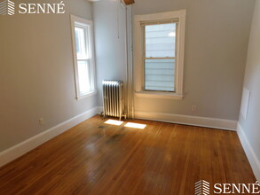 1541 Cambridge St, Unit 1 in Cambridge, MA - Building Photo - Building Photo