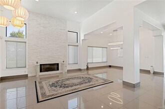 17764 Sidwell St in Granada Hills, CA - Building Photo - Building Photo