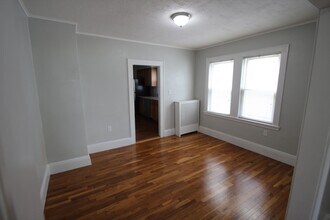 41 Chapman St in Watertown, MA - Building Photo - Building Photo