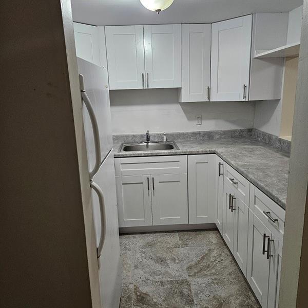4848 NW 24th Ct in Lauderdale Lakes, FL - Building Photo