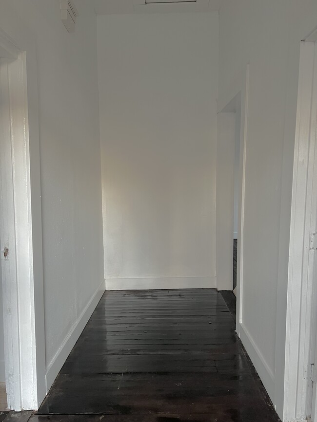 422 Spofford Ave, Unit 1 in San Antonio, TX - Foto de edificio - Building Photo