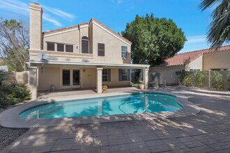 6719 W McRae Way in Glendale, AZ - Building Photo - Building Photo