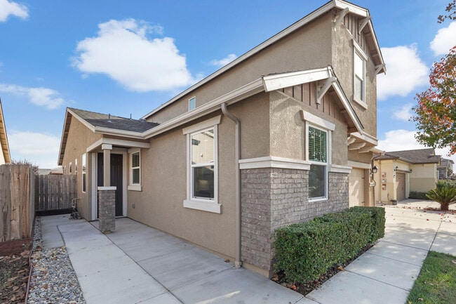 3012 Salonie Ct in Modesto, CA - Building Photo - Building Photo