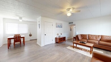 1101 Milburn Ave, Unit 2 Bedroom in Odessa, TX - Building Photo - Building Photo