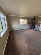 1371 Kimmerling Rd in Gardnerville, NV - Foto de edificio - Building Photo