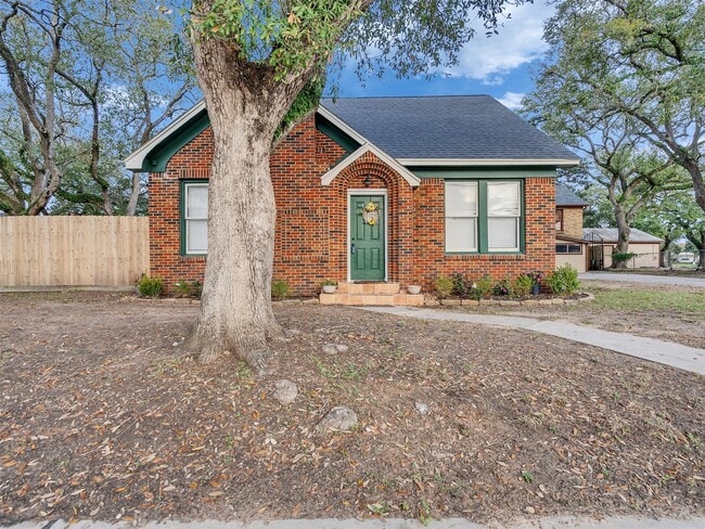 414 N Avenue C in Humble, TX - Building Photo - Building Photo