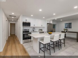 3805 E 11th St in Vancouver, WA - Building Photo