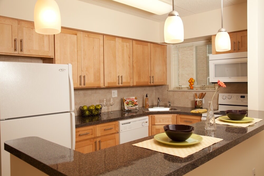 Lansdowne Station Apartments Photo