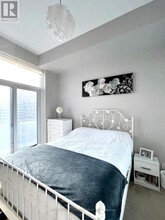 21-1121 Balmuto St in Toronto, ON - Building Photo - Building Photo
