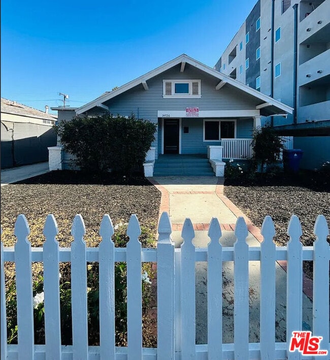 14726 Friar St in Los Angeles, CA - Building Photo - Building Photo