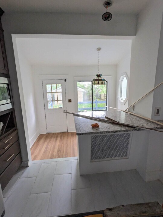 9 Carroll Ter in Albany, NY - Building Photo