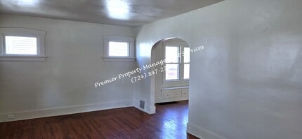 519 Wengler Ave in Sharon, PA - Building Photo - Building Photo