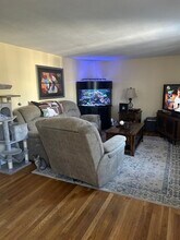 34 Olcott St in Watertown, MA - Foto de edificio - Building Photo