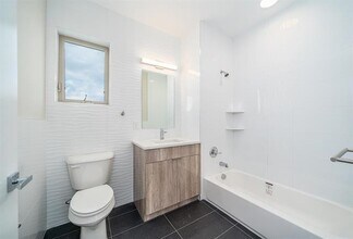 6119 Broadway in West New York, NJ - Building Photo - Building Photo