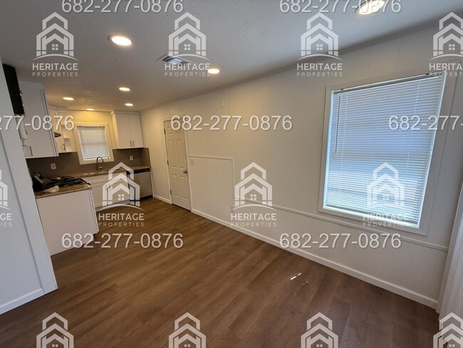 301 Gose-Lee Ln in Alvord, TX - Building Photo - Building Photo