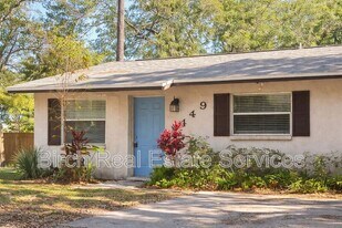 449 2nd Ave in Dunedin, FL - Building Photo