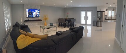 4865 SW 94th Ave in Miami, FL - Building Photo - Building Photo