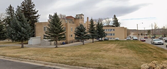 property at 548 15th St