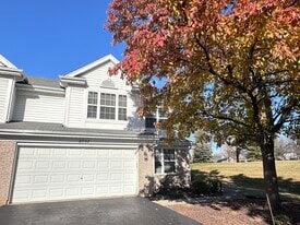 2737 Borkshire Ln in Aurora, IL - Building Photo