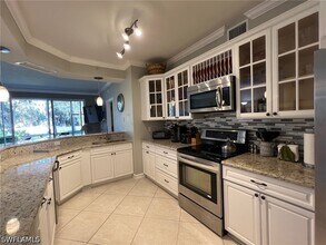 8125 Celeste Dr in Naples, FL - Building Photo - Building Photo