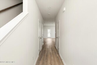 37 Alexander Wy in Mount Holly, NJ - Building Photo - Building Photo
