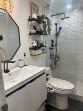 1700 NW North River Dr, Unit 107 in Miami, FL - Building Photo - Building Photo