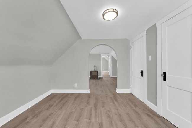 1724 Burgess Rd in Cleveland, OH - Foto de edificio - Building Photo